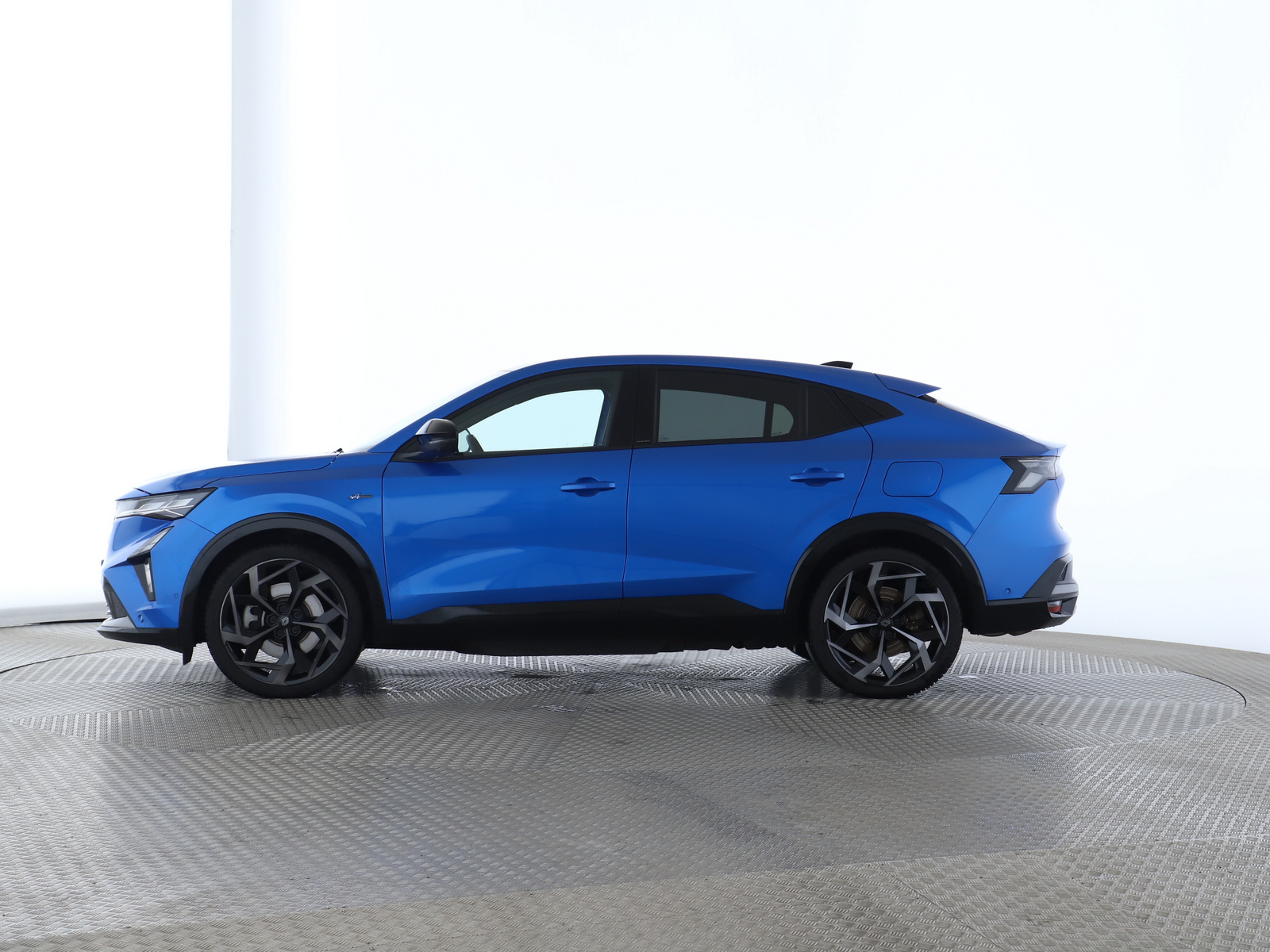 1.2 E-TECH Plug-in Hybrid 300 Atelier Alpin 8